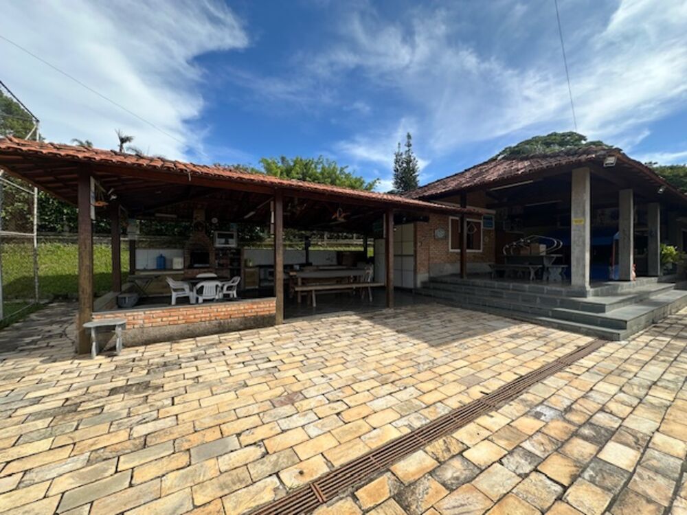 Sítio para alugar com 3 quartos, 410m² - Foto 3