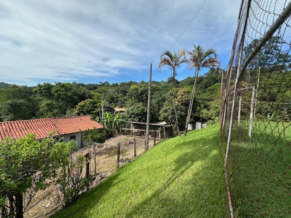 Sítio para alugar com 3 quartos, 410m² - Foto 2