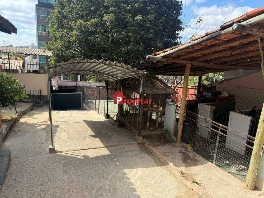 Casa à venda com 3 quartos, 360m² - Foto 5