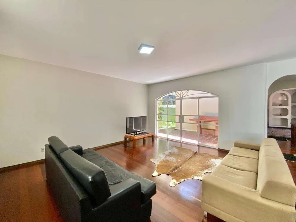 Casa, 4 quartos, 312 m² - Foto 3