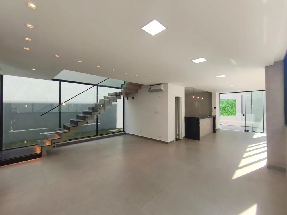 Casa, 4 quartos, 266 m² - Foto 3