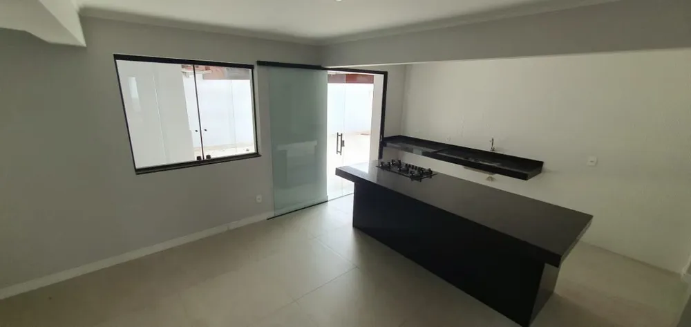 Casa, 3 quartos, 280 m² - Foto 3