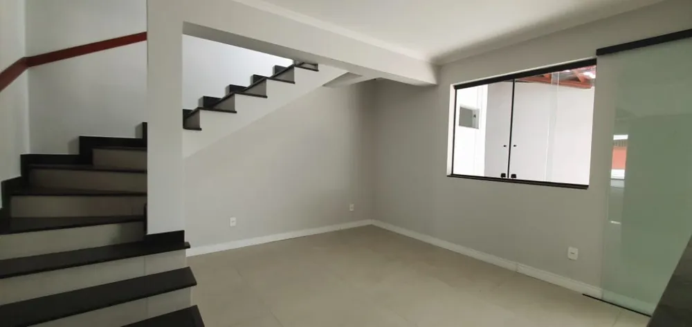 Casa, 3 quartos, 280 m² - Foto 4