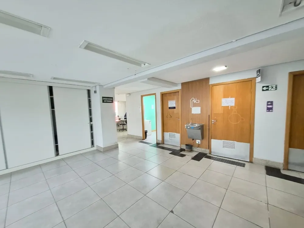 Loja-Salão, 1421 m² - Foto 1