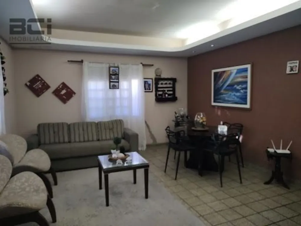 Casa, 3 quartos, 390 m² - Foto 3