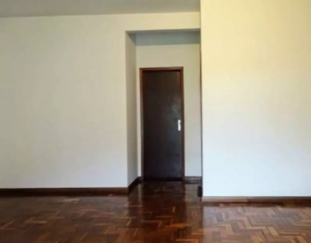 Casa à venda com 3 quartos, 140m² - Foto 3