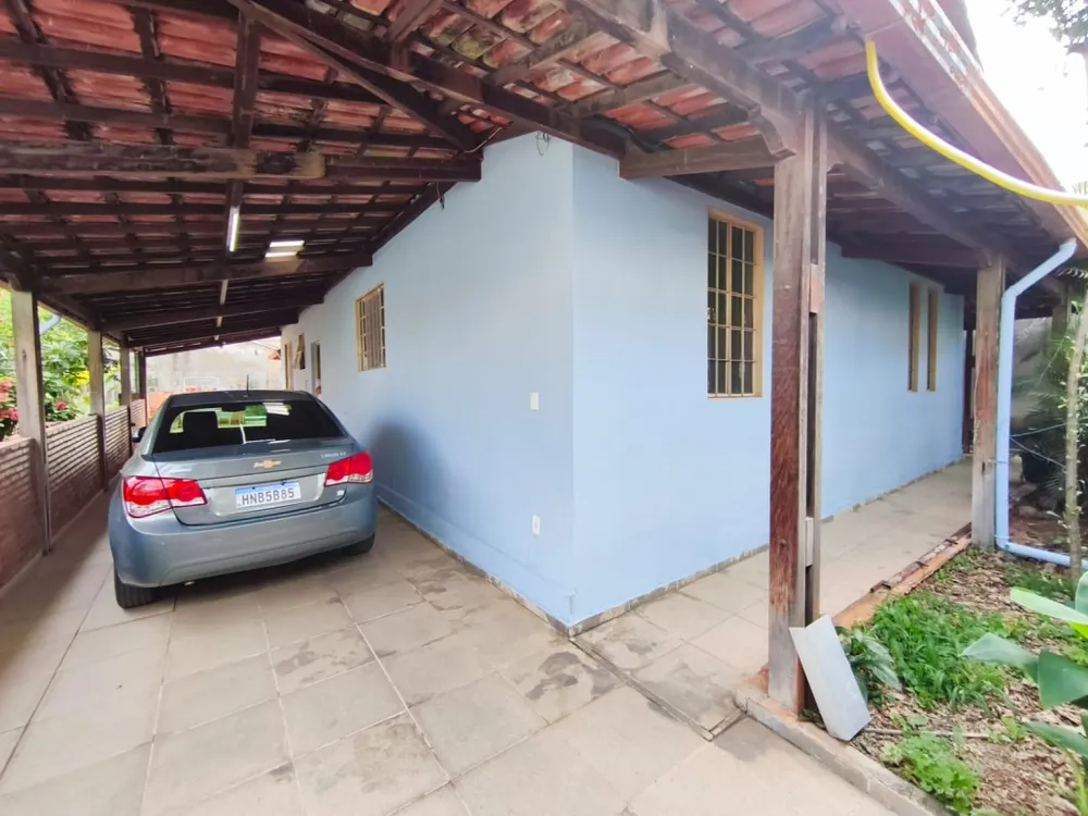 Casa, 3 quartos, 247 m² - Foto 1