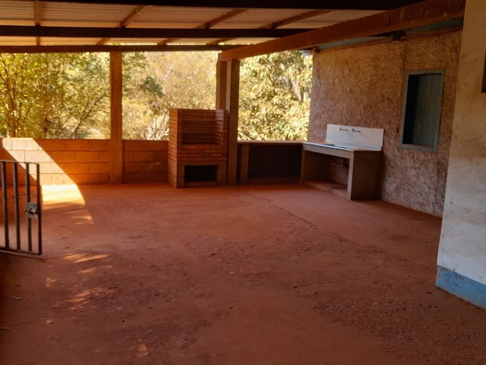 Sítio à venda com 1 quarto, 140000m² - Foto 1