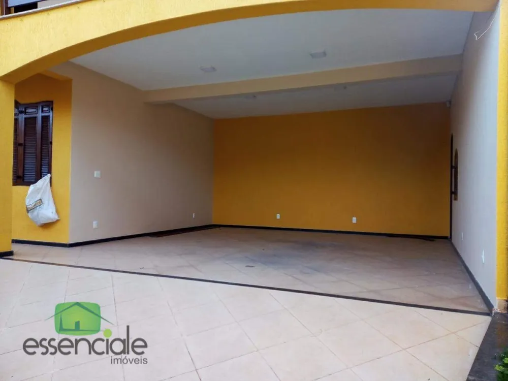 Casa, 4 quartos, 260 m² - Foto 3
