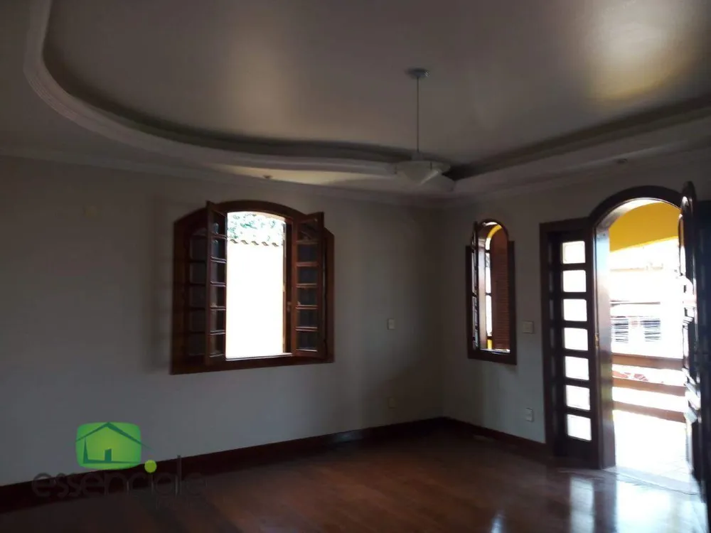 Casa, 4 quartos, 260 m² - Foto 15