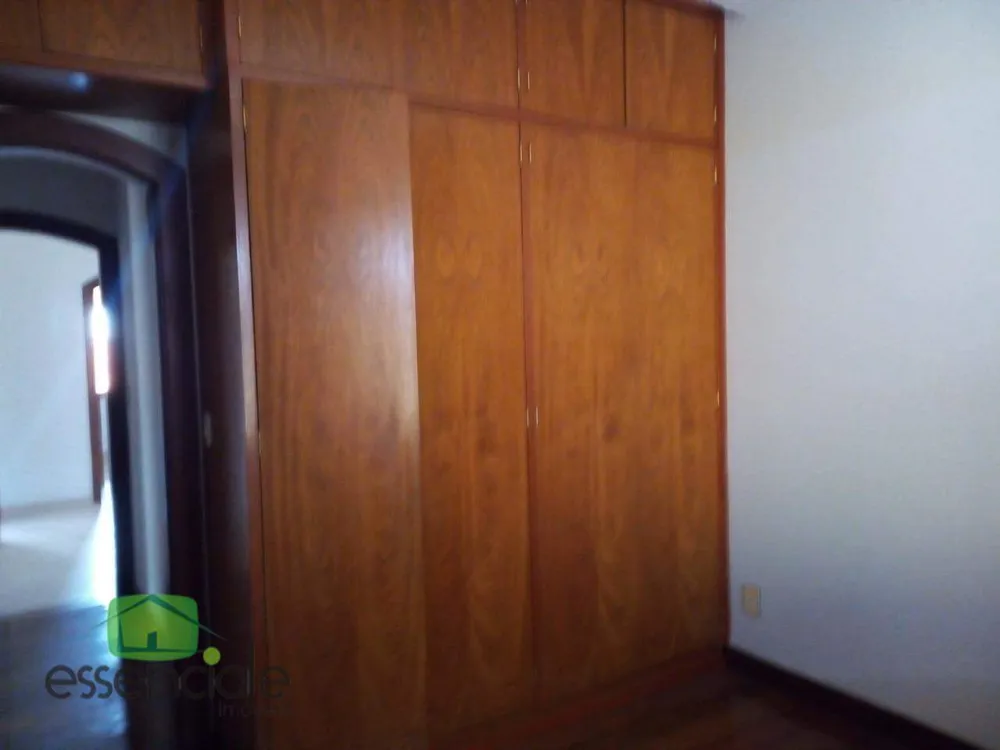 Casa, 4 quartos, 260 m² - Foto 13
