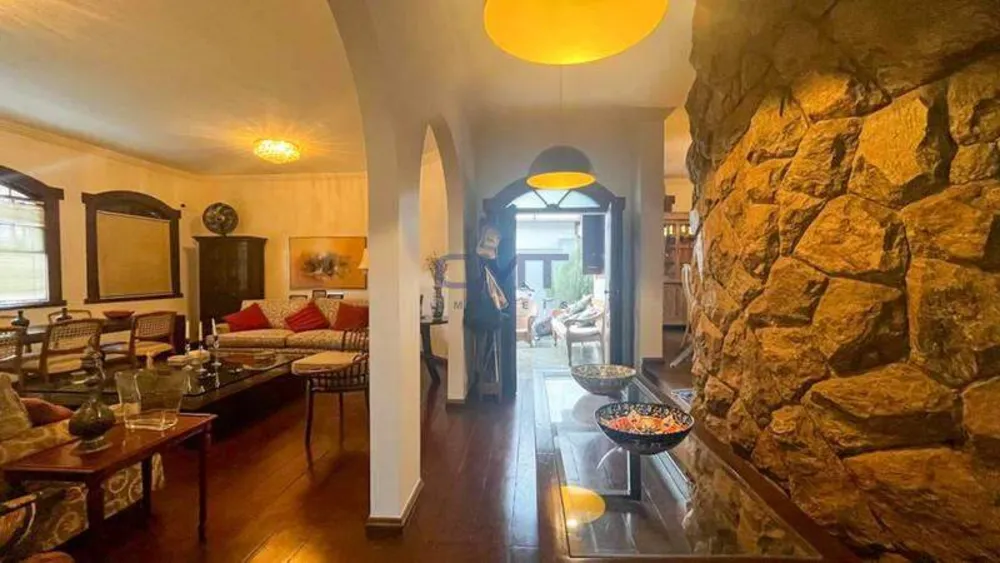 Casa, 5 quartos, 417 m² - Foto 1