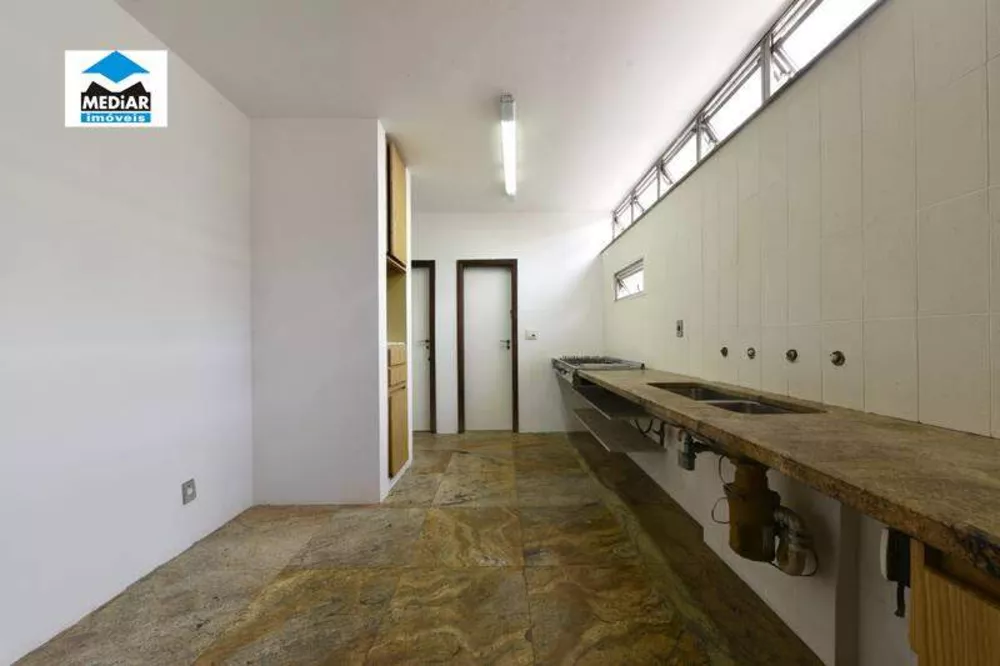 Casa à venda com 6 quartos, 679m² - Foto 19