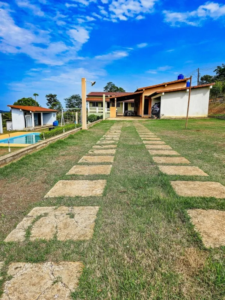 Chácara, 4 quartos, 5000 m² - Foto 1