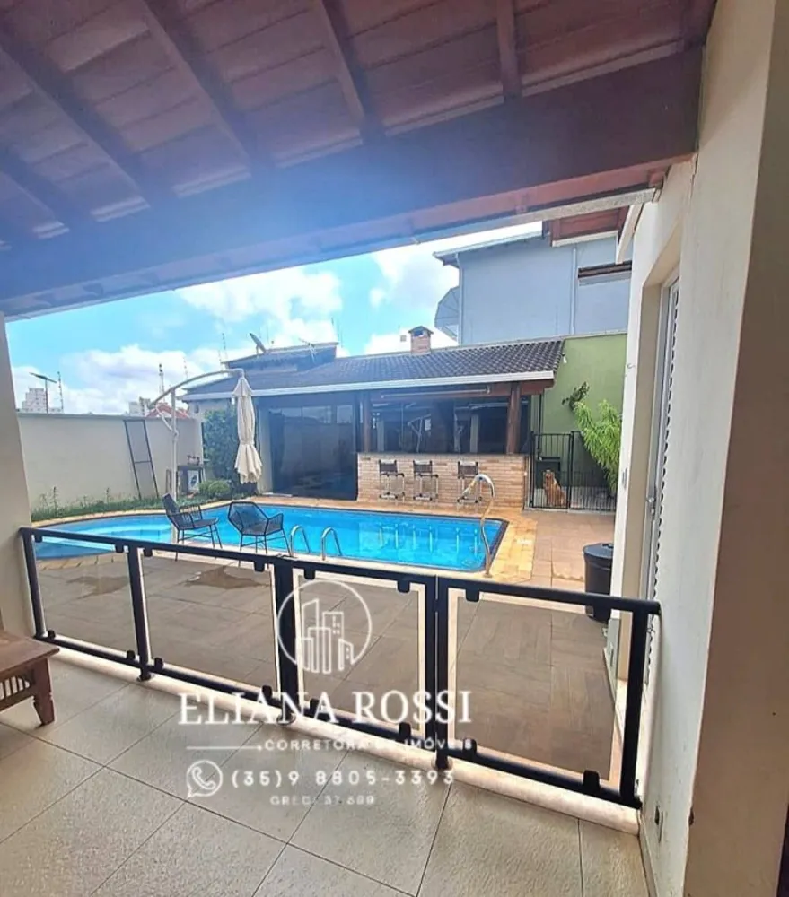 Casa, 3 quartos, 272 m² - Foto 2