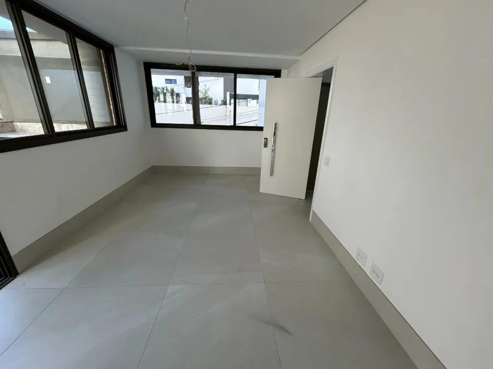 Apartamento, 3 quartos, 182 m² - Foto 2