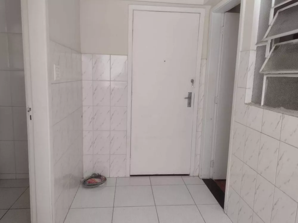 Apartamento para alugar com 3 quartos, 120m² - Foto 20