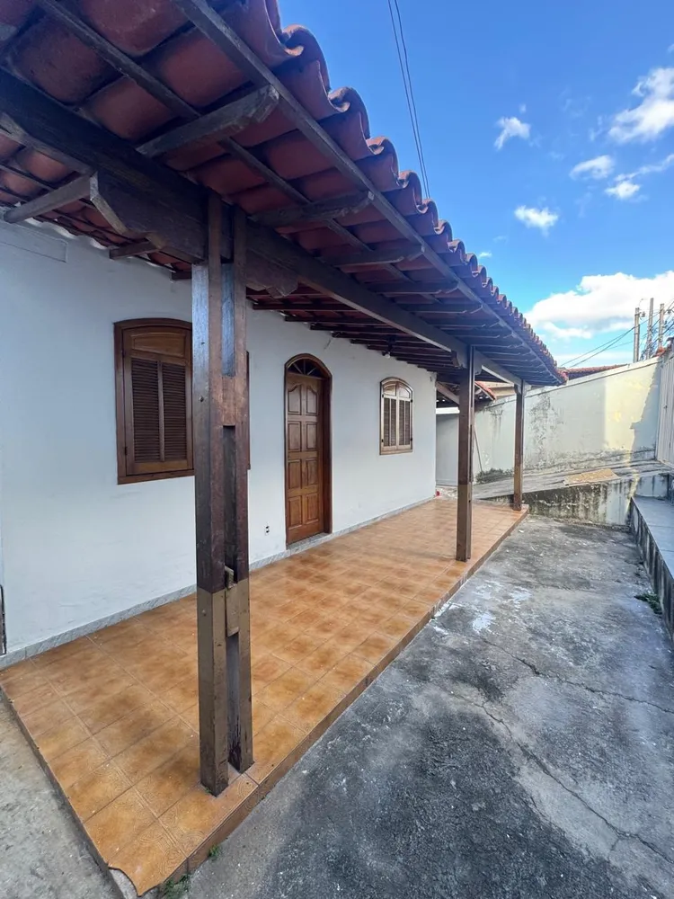 Casa, 3 quartos, 154 m² - Foto 1