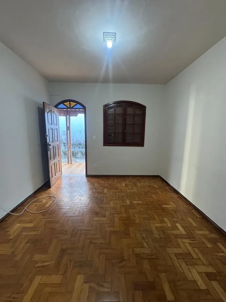 Casa, 3 quartos, 154 m² - Foto 2