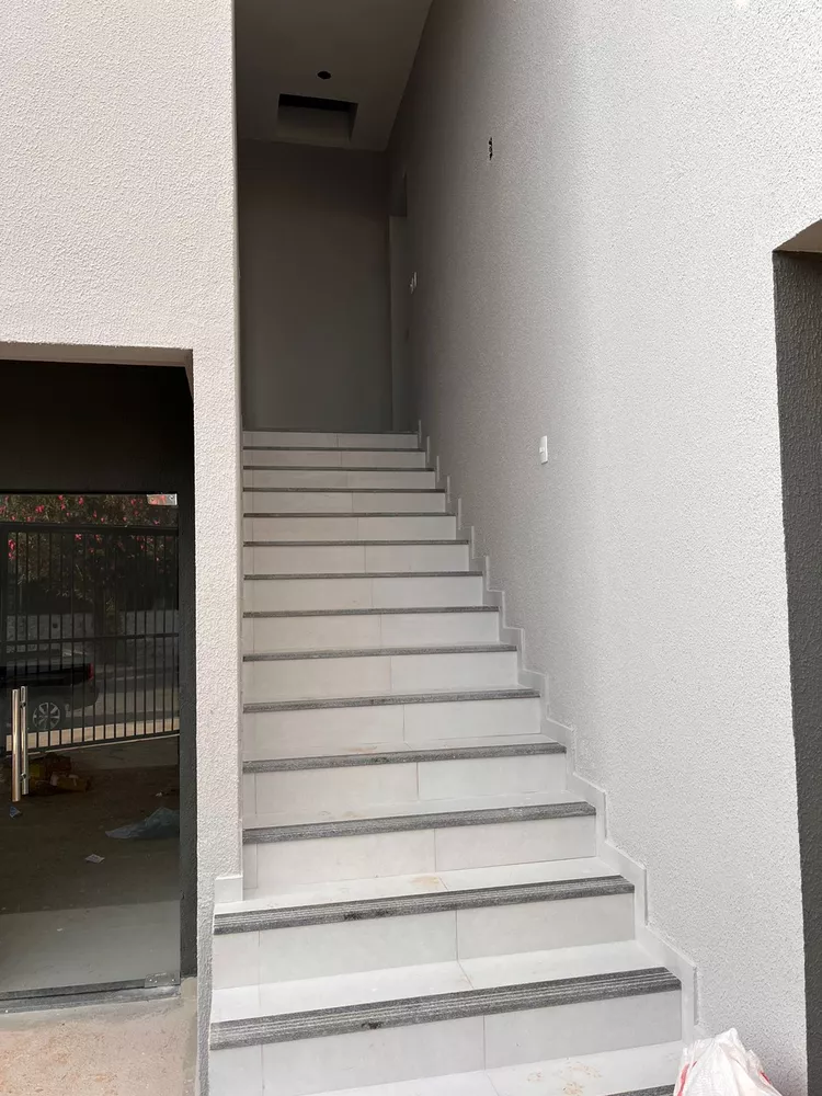 Casa à venda com 2 quartos, 55m² - Foto 4