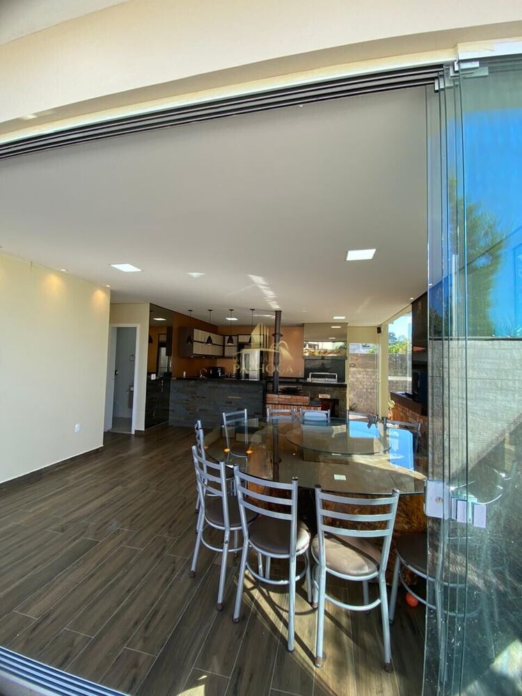 Casa à venda com 3 quartos, 90m² - Foto 15