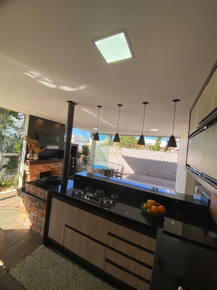 Casa à venda com 3 quartos, 90m² - Foto 14