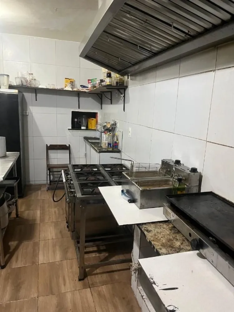 Casa, 1 quarto, 225 m² - Foto 11