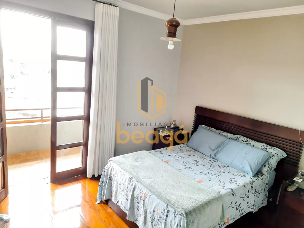 Casa à venda com 4 quartos, 348m² - Foto 19