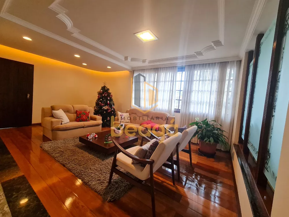 Casa à venda com 4 quartos, 348m² - Foto 6