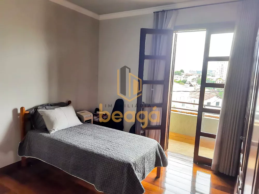 Casa à venda com 4 quartos, 348m² - Foto 21