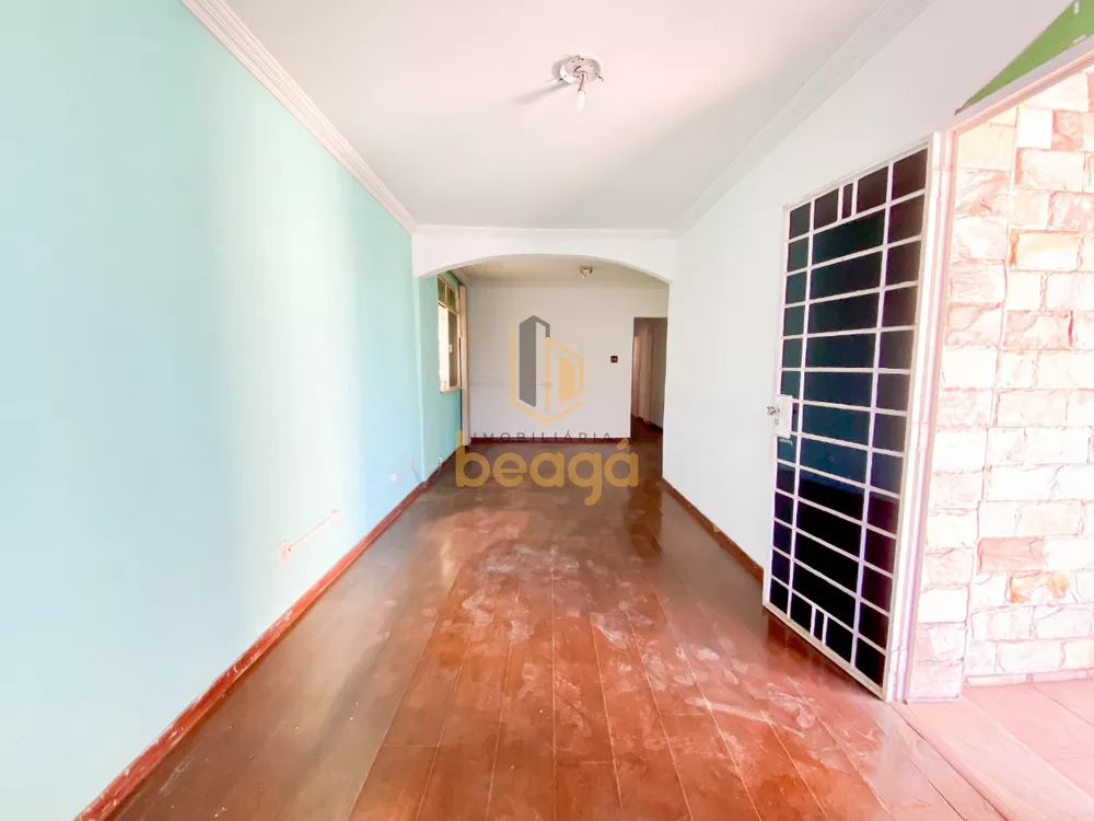 Casa para alugar com 5 quartos, 264m² - Foto 3