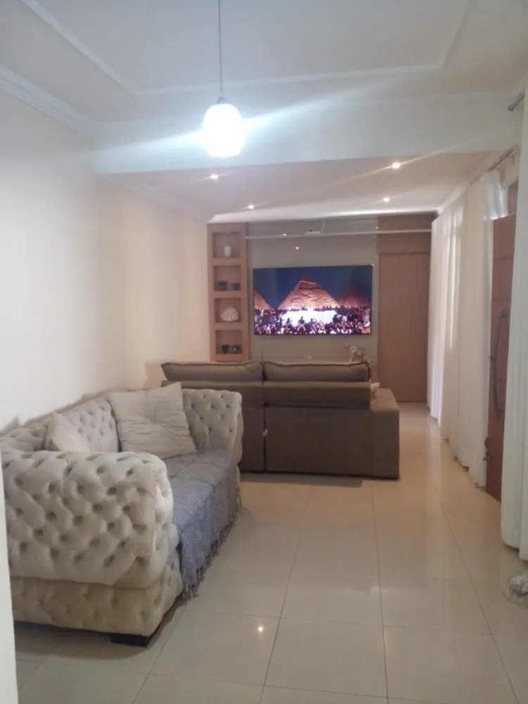 Casa, 4 quartos, 418 m² - Foto 1