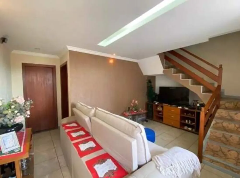Casa, 3 quartos, 128 m² - Foto 1