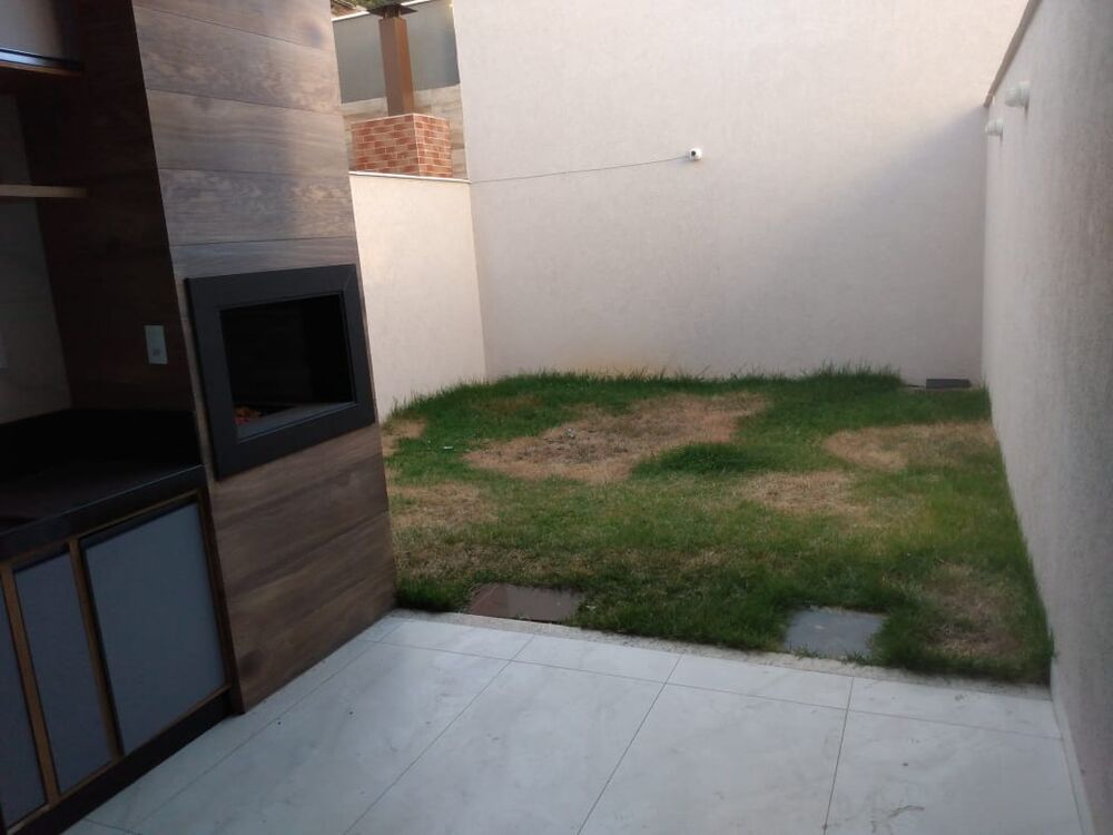 Casa à venda com 3 quartos, 170m² - Foto 4