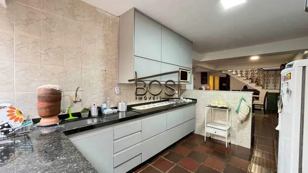 Casa, 4 quartos, 312 m² - Foto 3