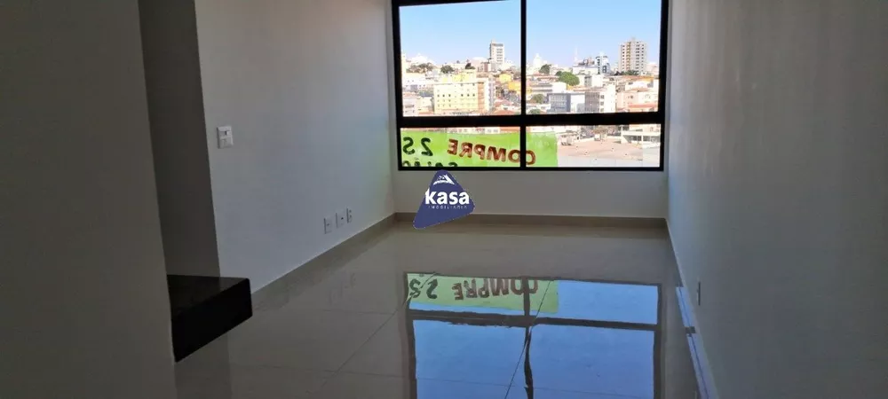 Apartamento à venda com 2 quartos, 61m² - Foto 3