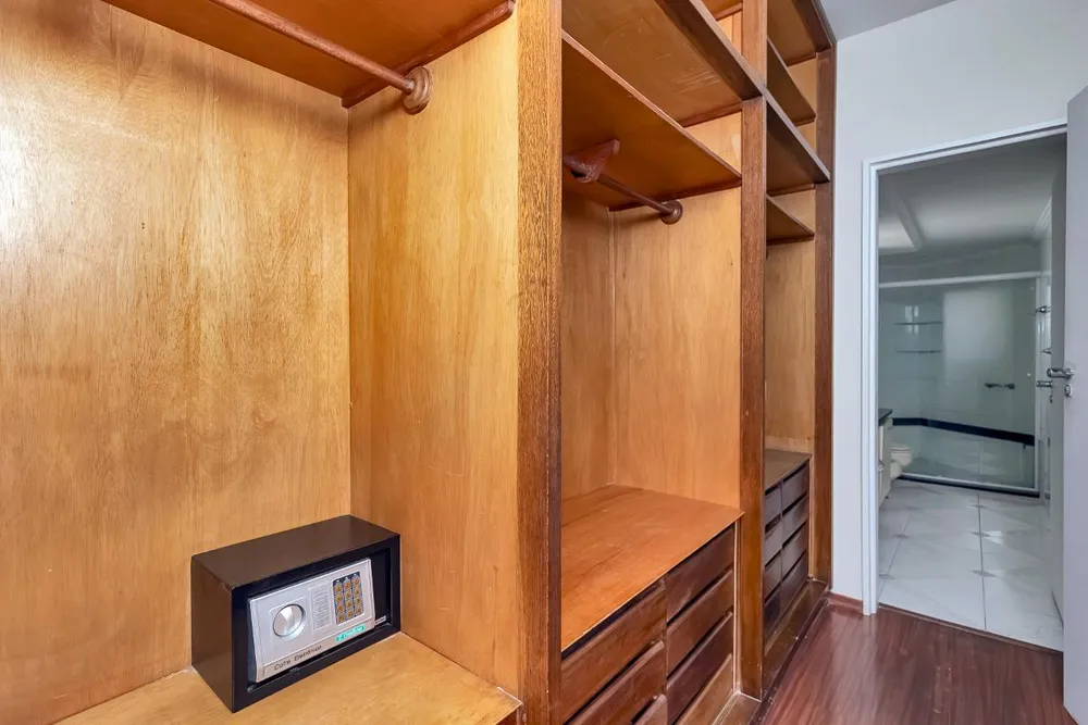Apartamento, 3 quartos, 232 m² - Foto 11
