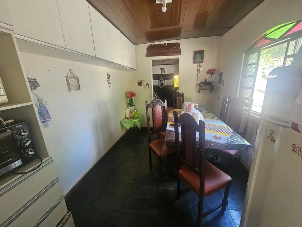 Casa, 4 quartos, 372 m² - Foto 2
