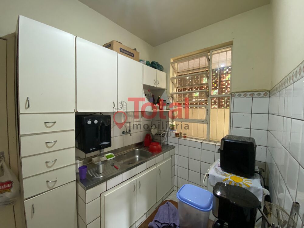 Apartamento à venda com 3 quartos, 100m² - Foto 1