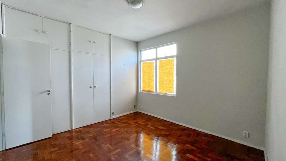 Apartamento à venda com 3 quartos, 95m² - Foto 9