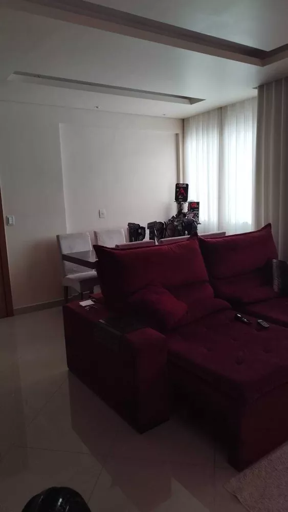 Apartamento à venda com 3 quartos, 78m² - Foto 2