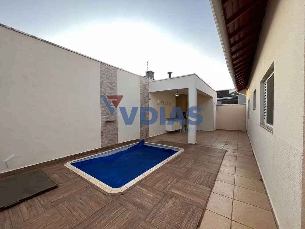 Casa de Condomínio para alugar com 3 quartos, 300m² - Foto 10