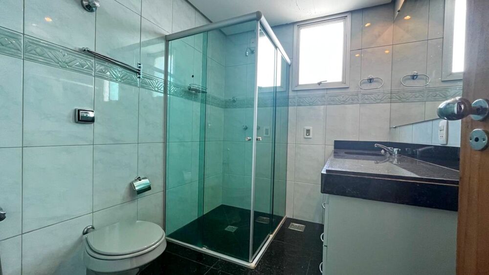 Apartamento à venda com 4 quartos, 182m² - Foto 11