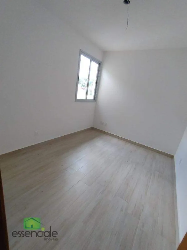 Casa, 3 quartos, 128 m² - Foto 2