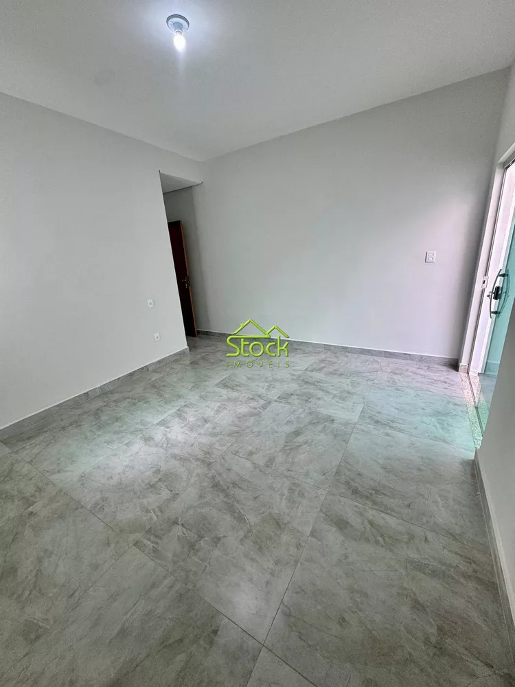 Casa à venda com 3 quartos, 235m² - Foto 10