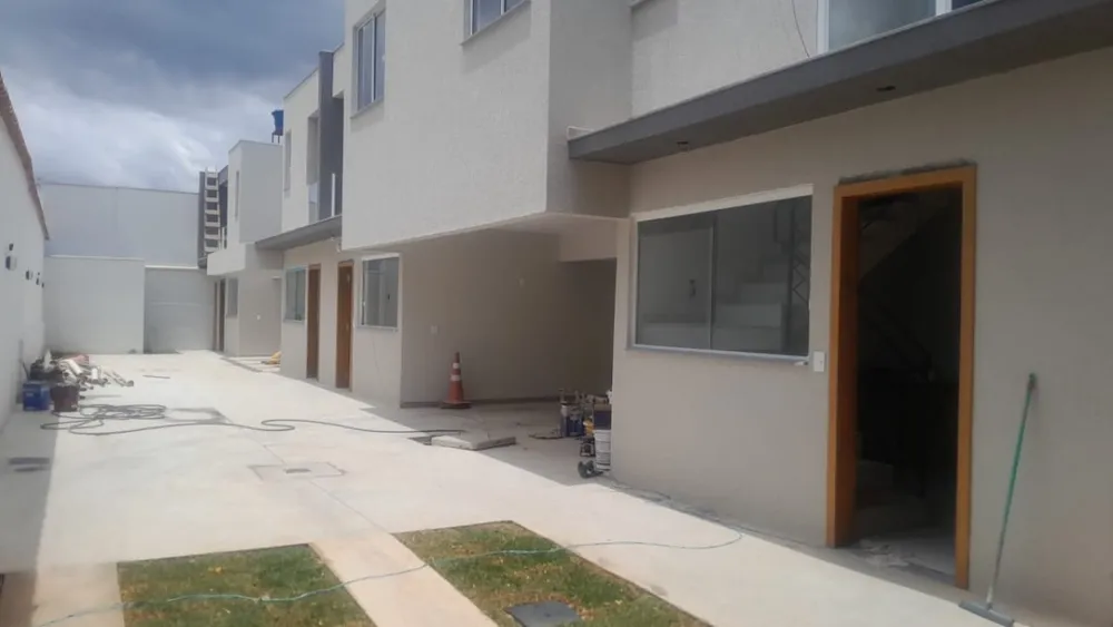 Casa, 3 quartos, 83 m² - Foto 1