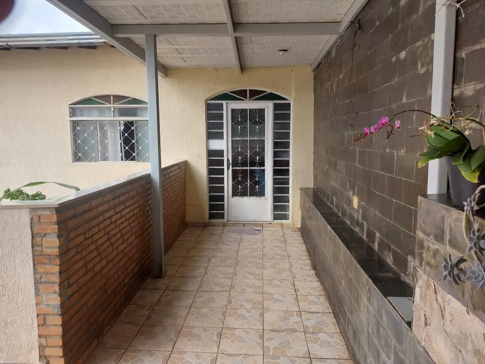 Casa, 4 quartos, 300 m² - Foto 1