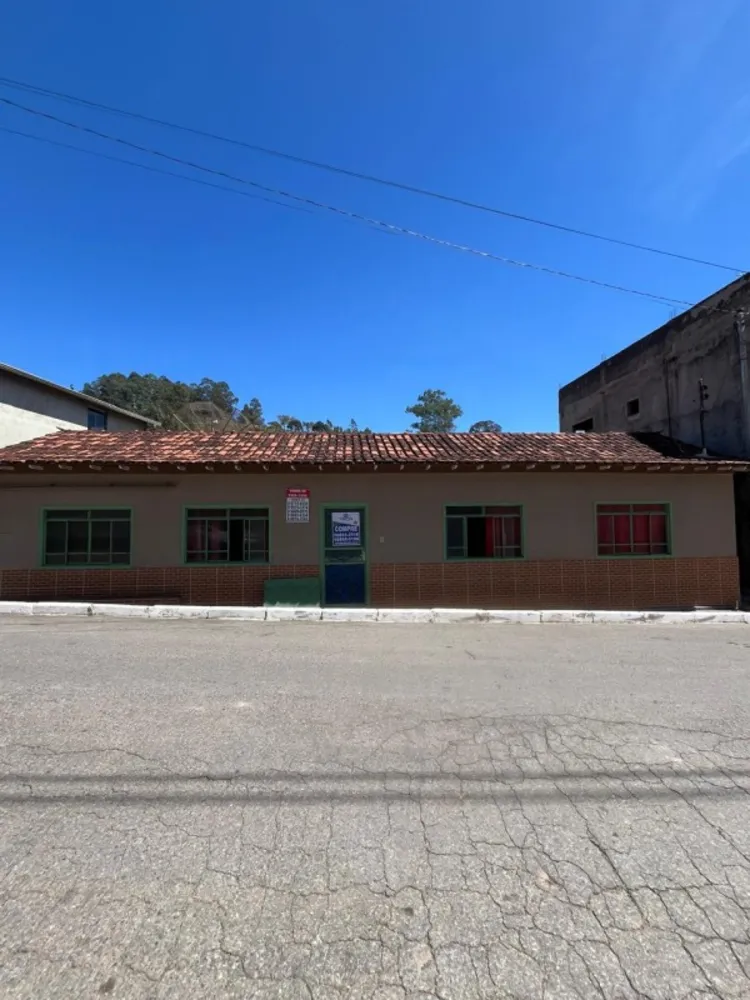 Casa, 4 quartos, 180 m² - Foto 1