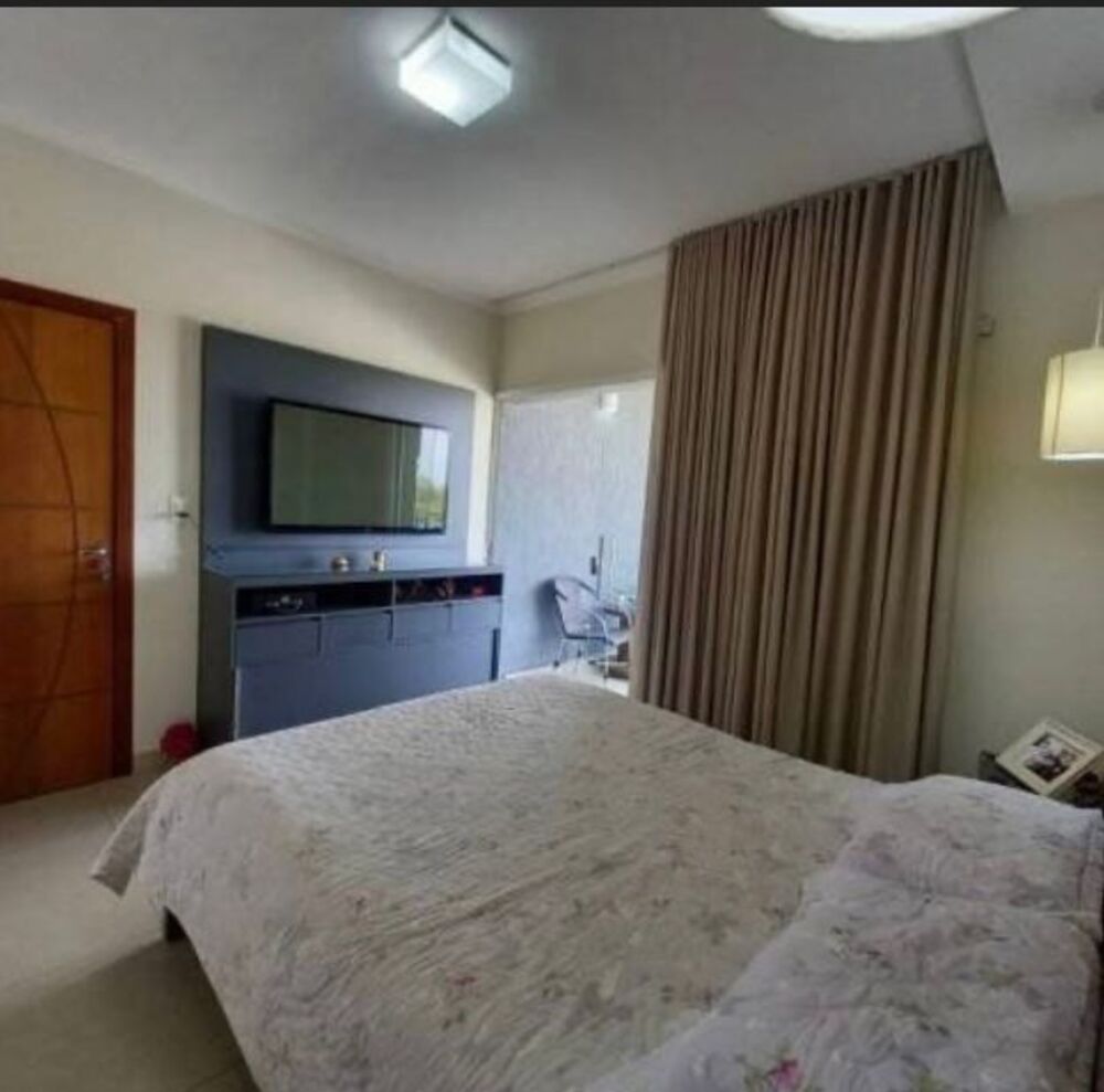 Casa à venda com 4 quartos, 313m² - Foto 11