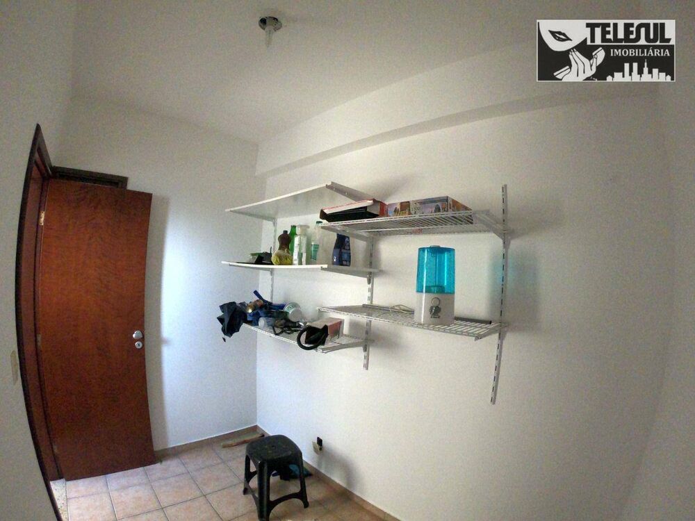 Apartamento à venda com 3 quartos - Foto 12
